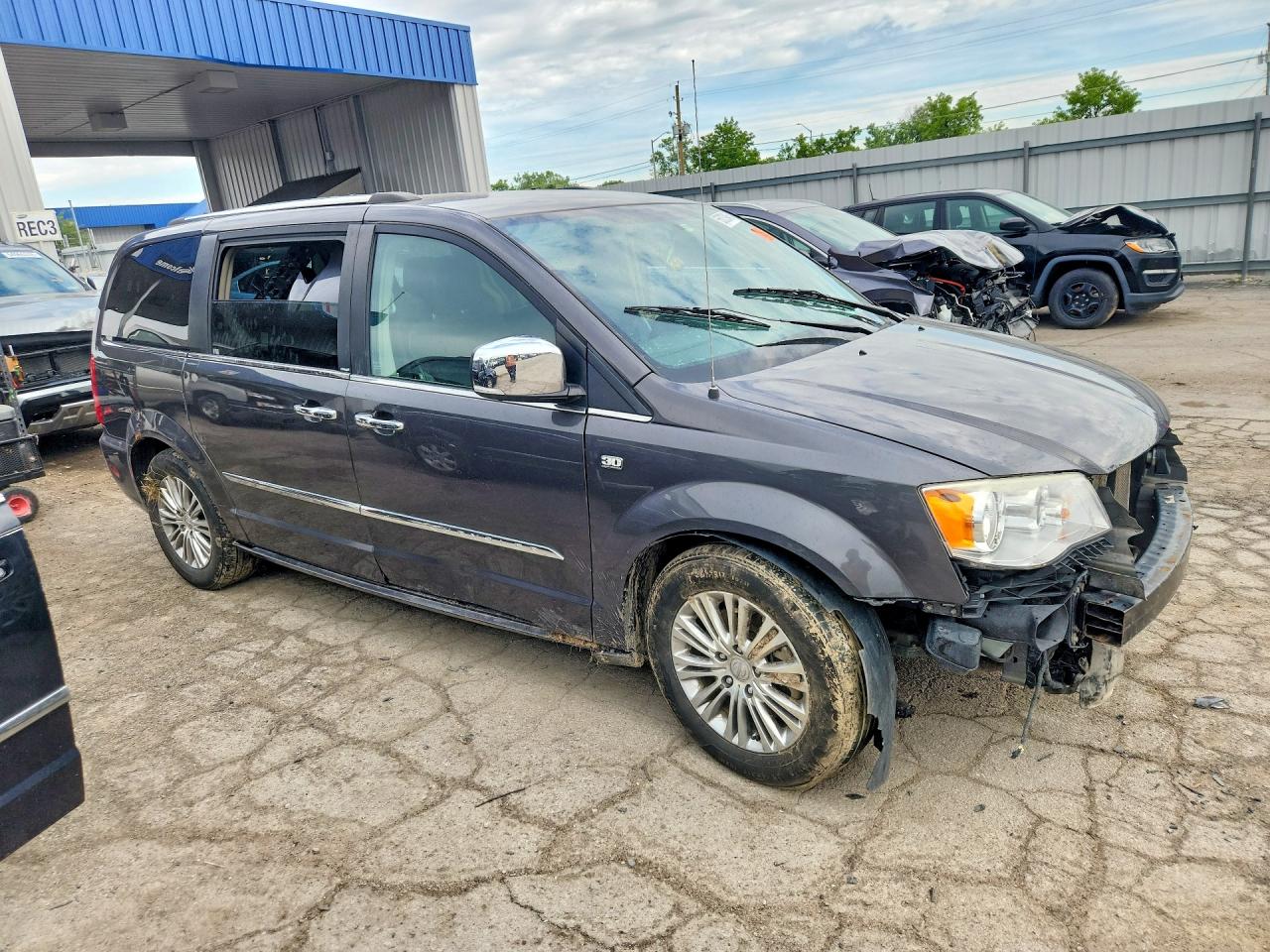 Chrysler Minivan Touring L