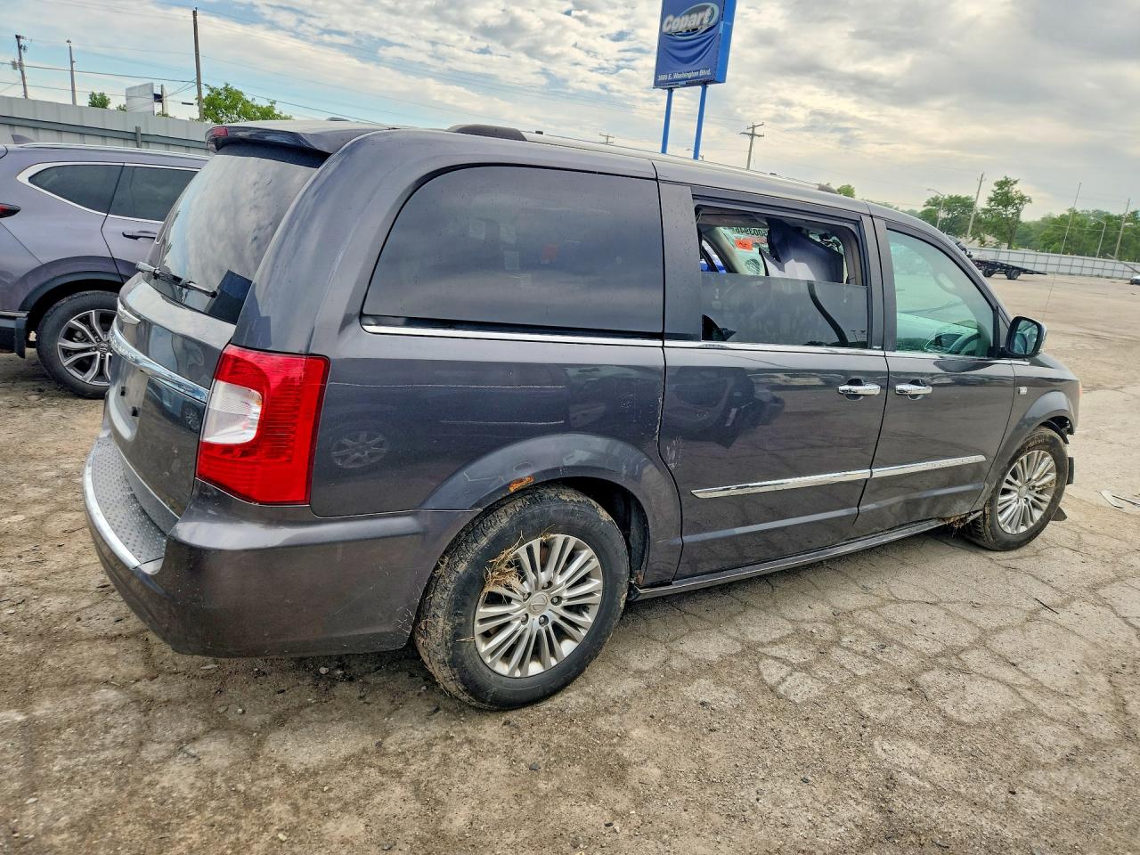 Chrysler Minivan Touring L