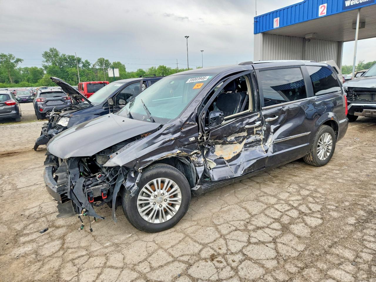 Salvage Chrysler Minivan Image