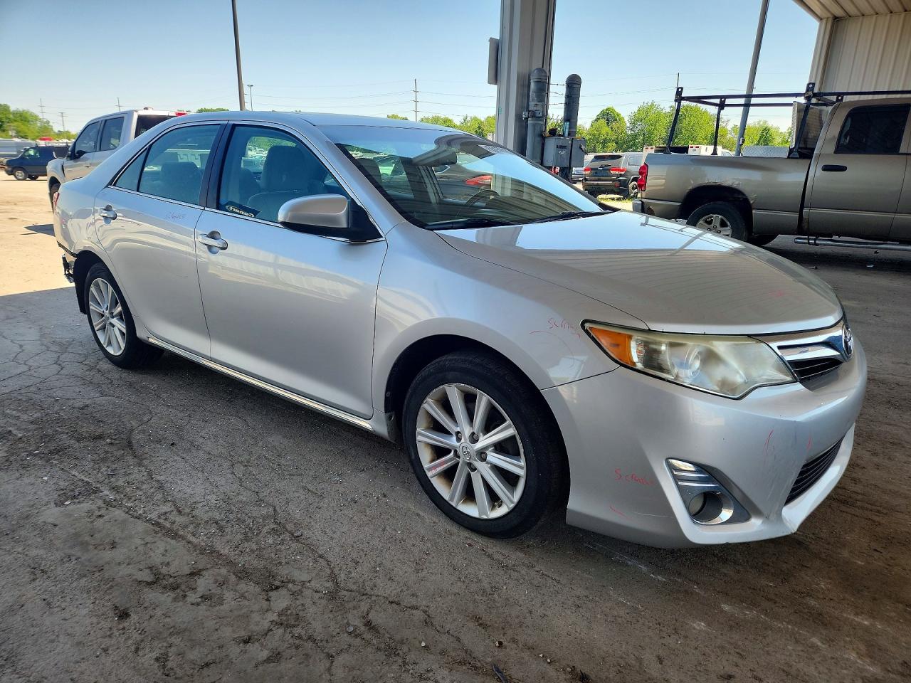 Toyota Camry Xle V6