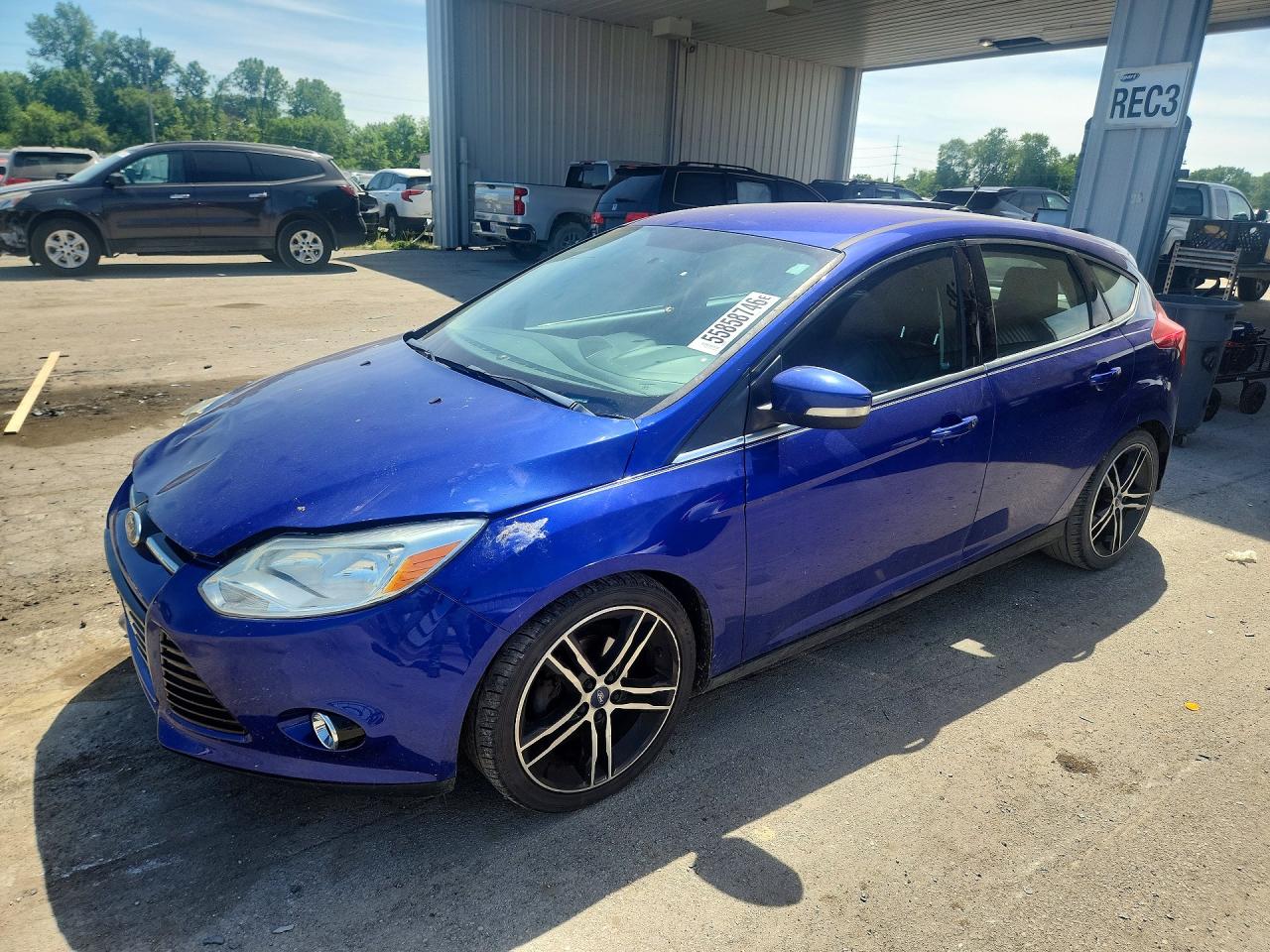 Salvage Ford Focus Image