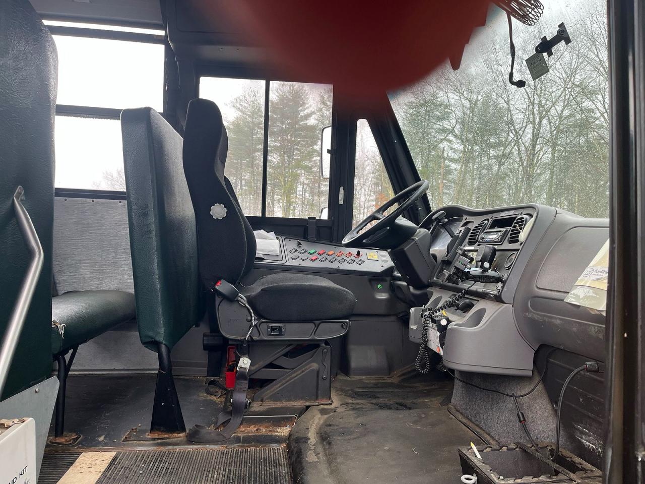 Freightliner Chassis B2b