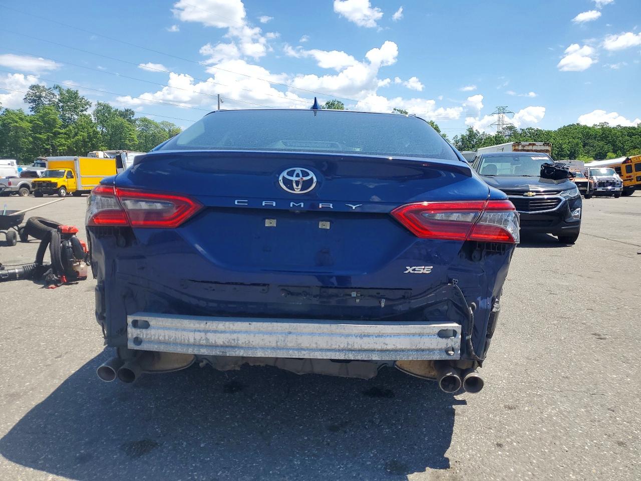 Toyota Camry Xse