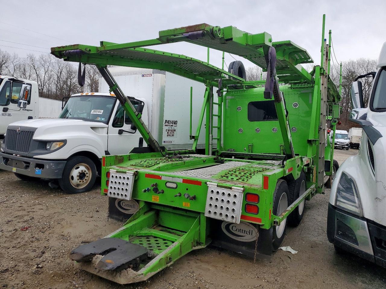 Peterbilt 389