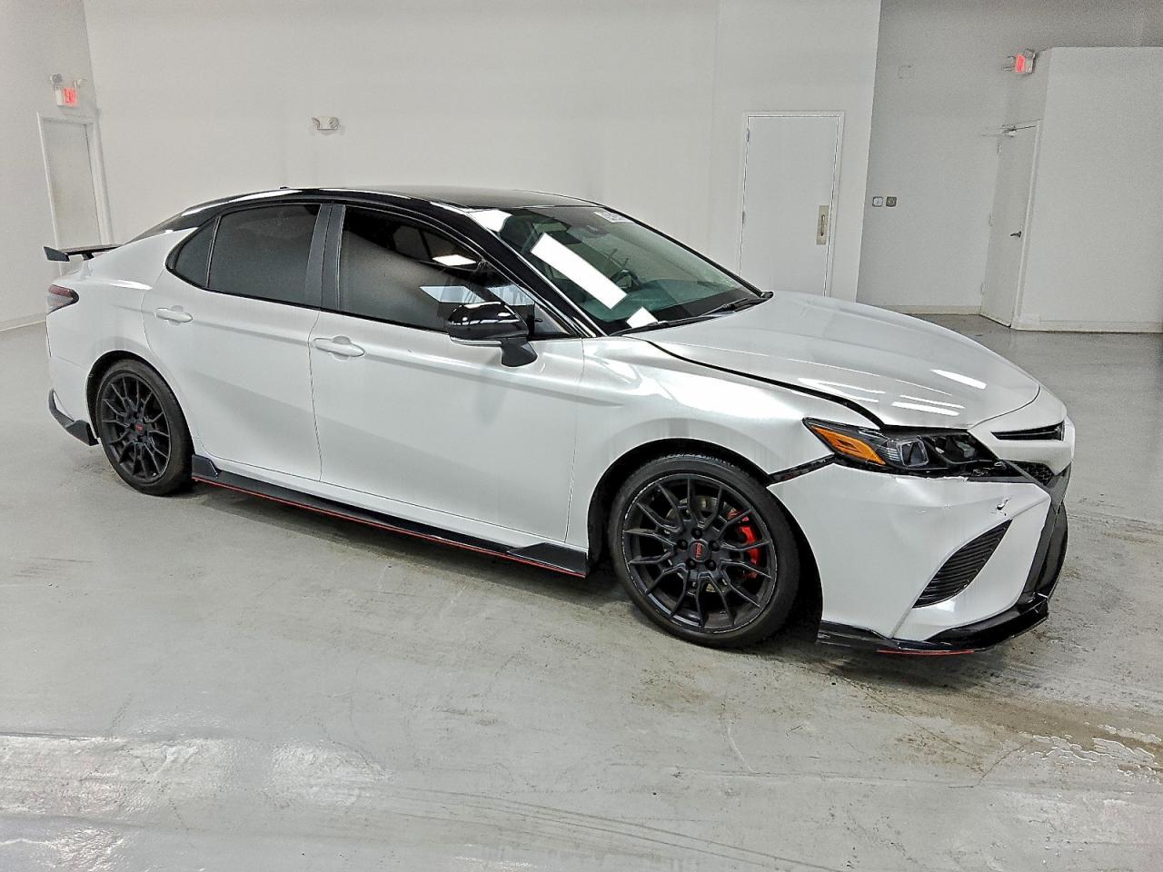 Toyota Camry Trd