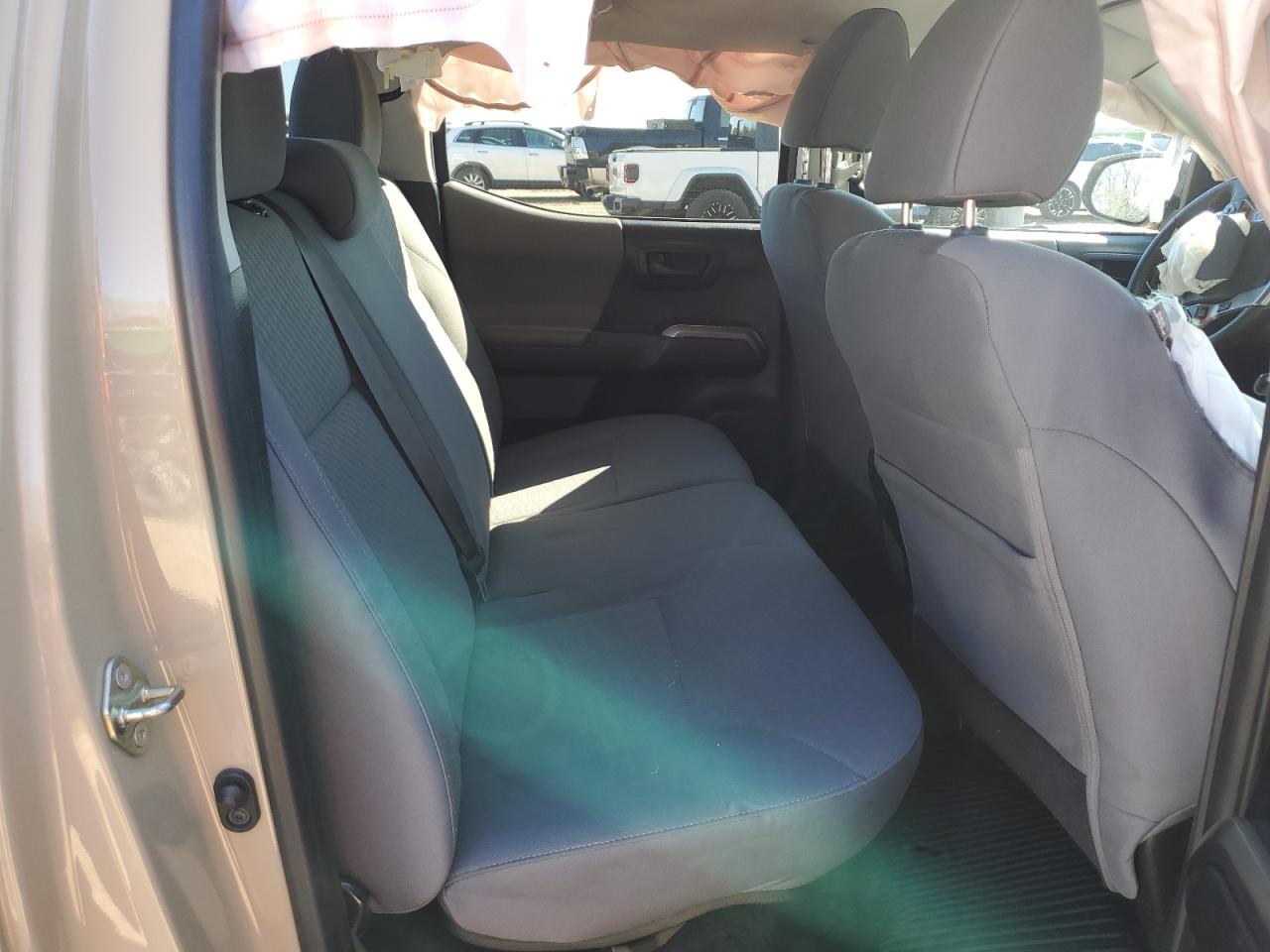 Toyota Tacoma Sr5 V6