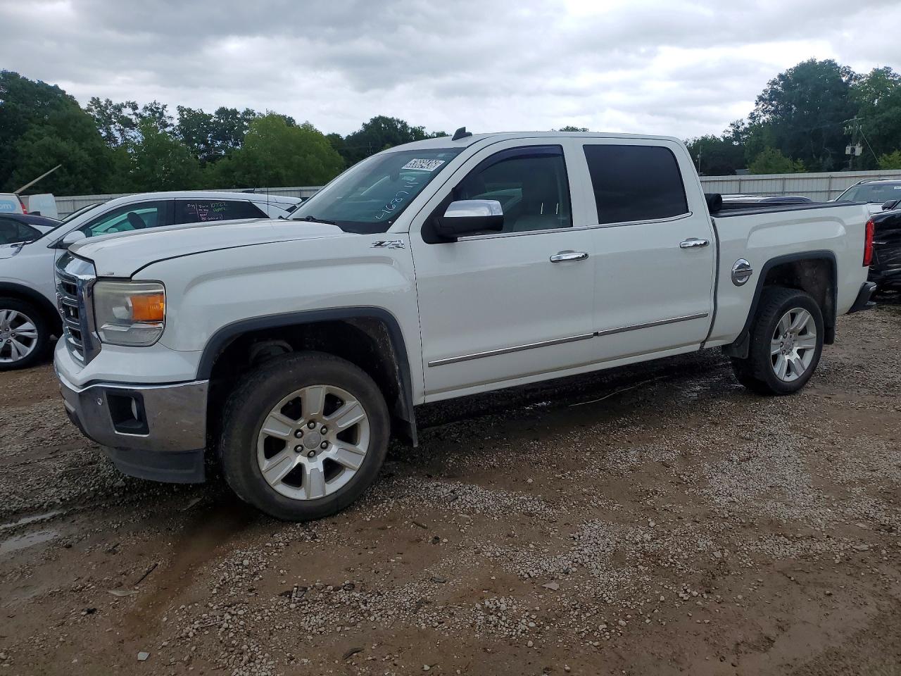 Salvage GMC Sierra Image