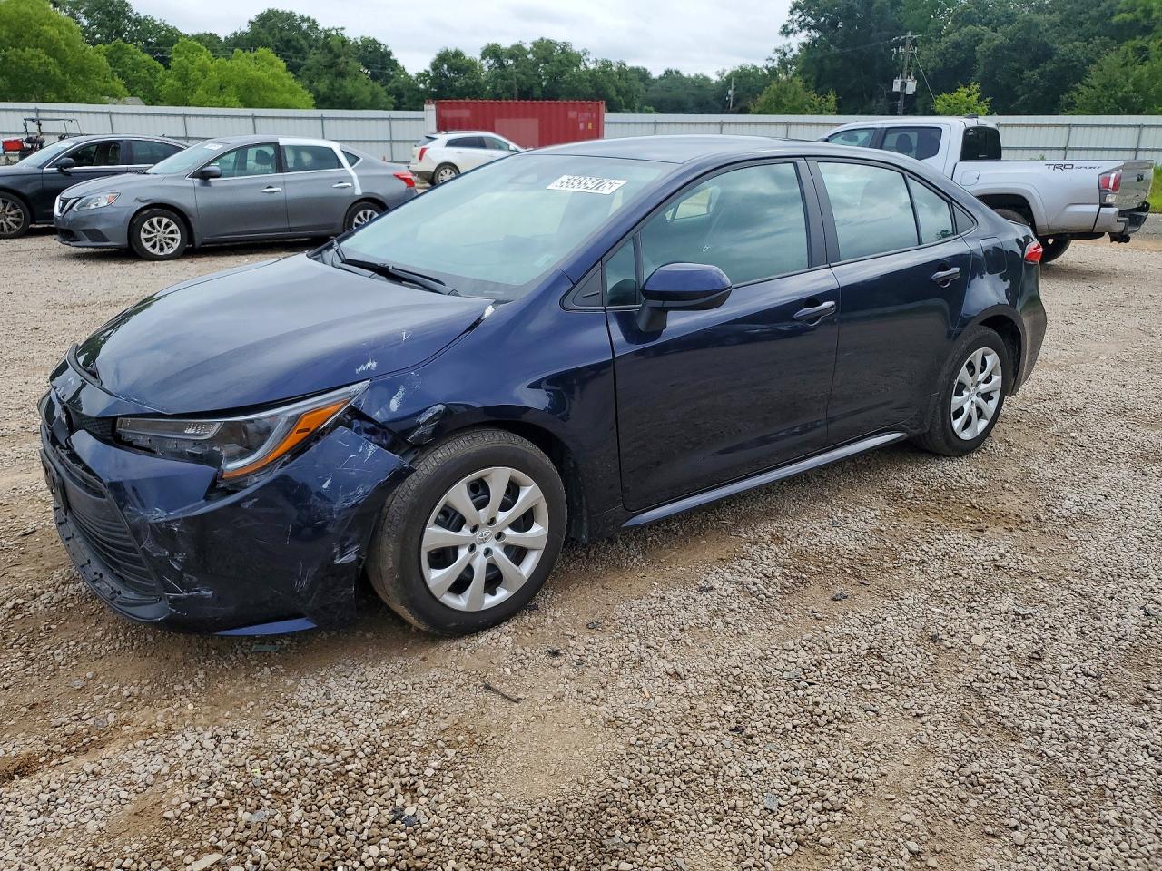 Salvage Toyota Corolla Image