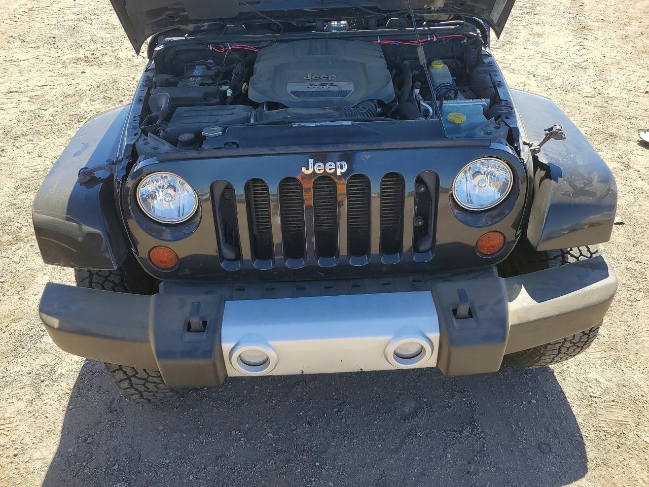 Jeep Wrangler Sahara