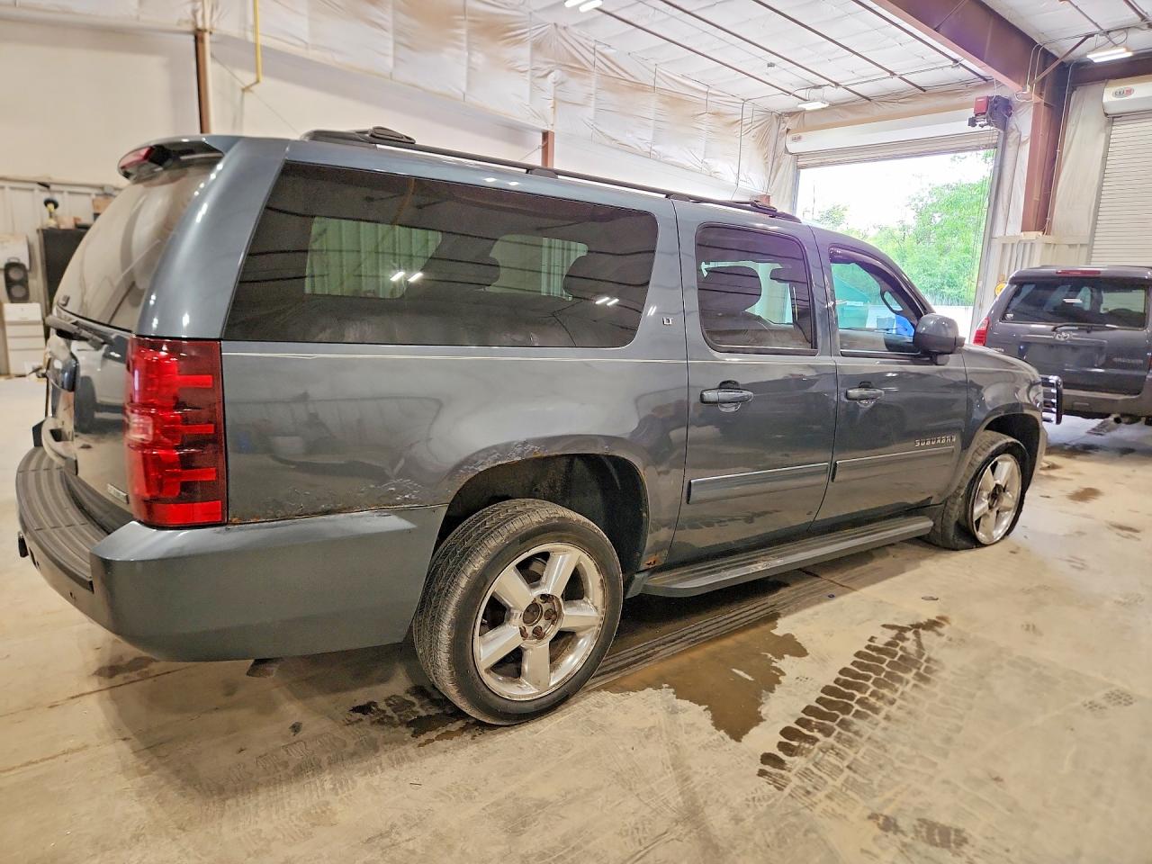 Chevrolet Suburban K1500 Lt