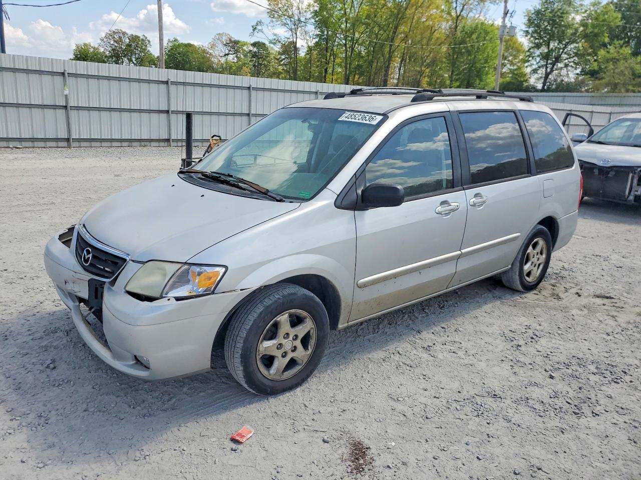 Salvage Mazda MPV Image