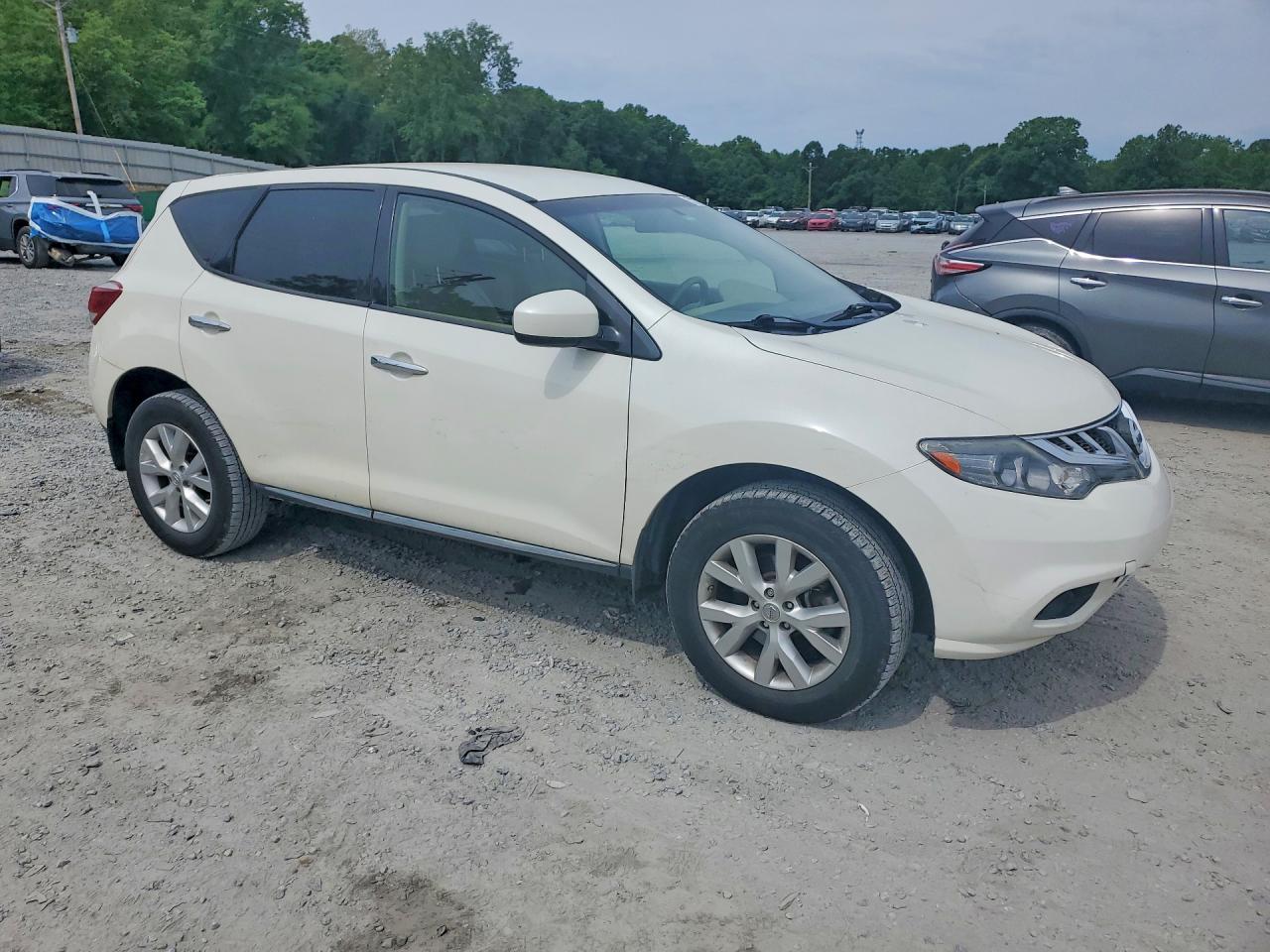 Nissan Murano S