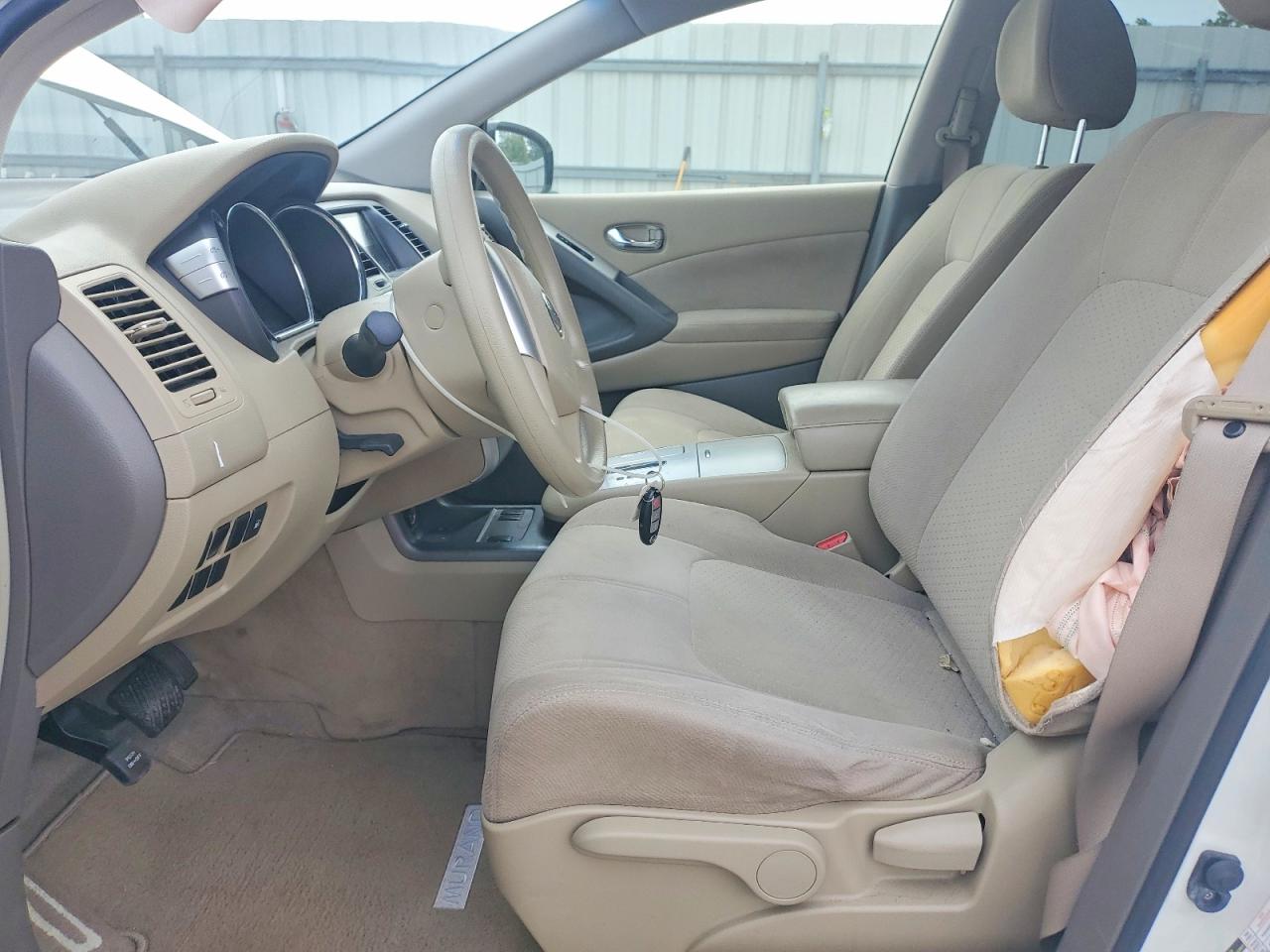 Nissan Murano S