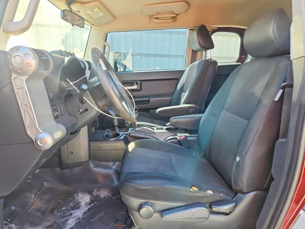 Toyota FJ Cruiser Base