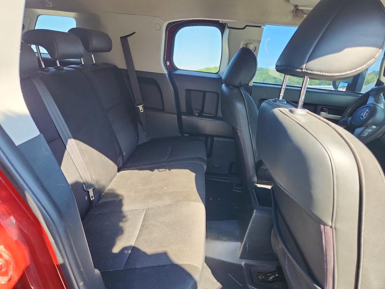 Toyota FJ Cruiser Base