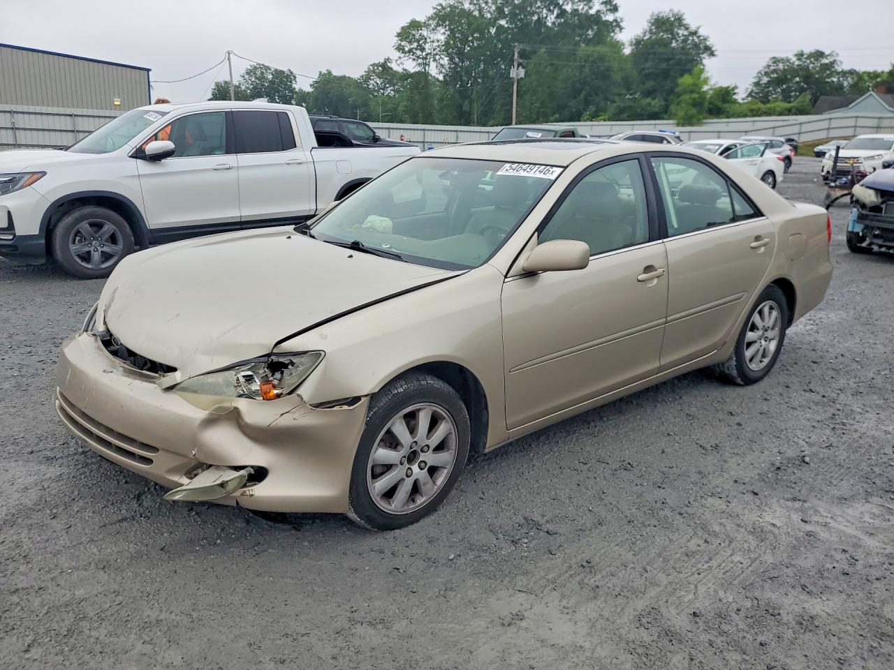 Salvage Toyota Camry Image