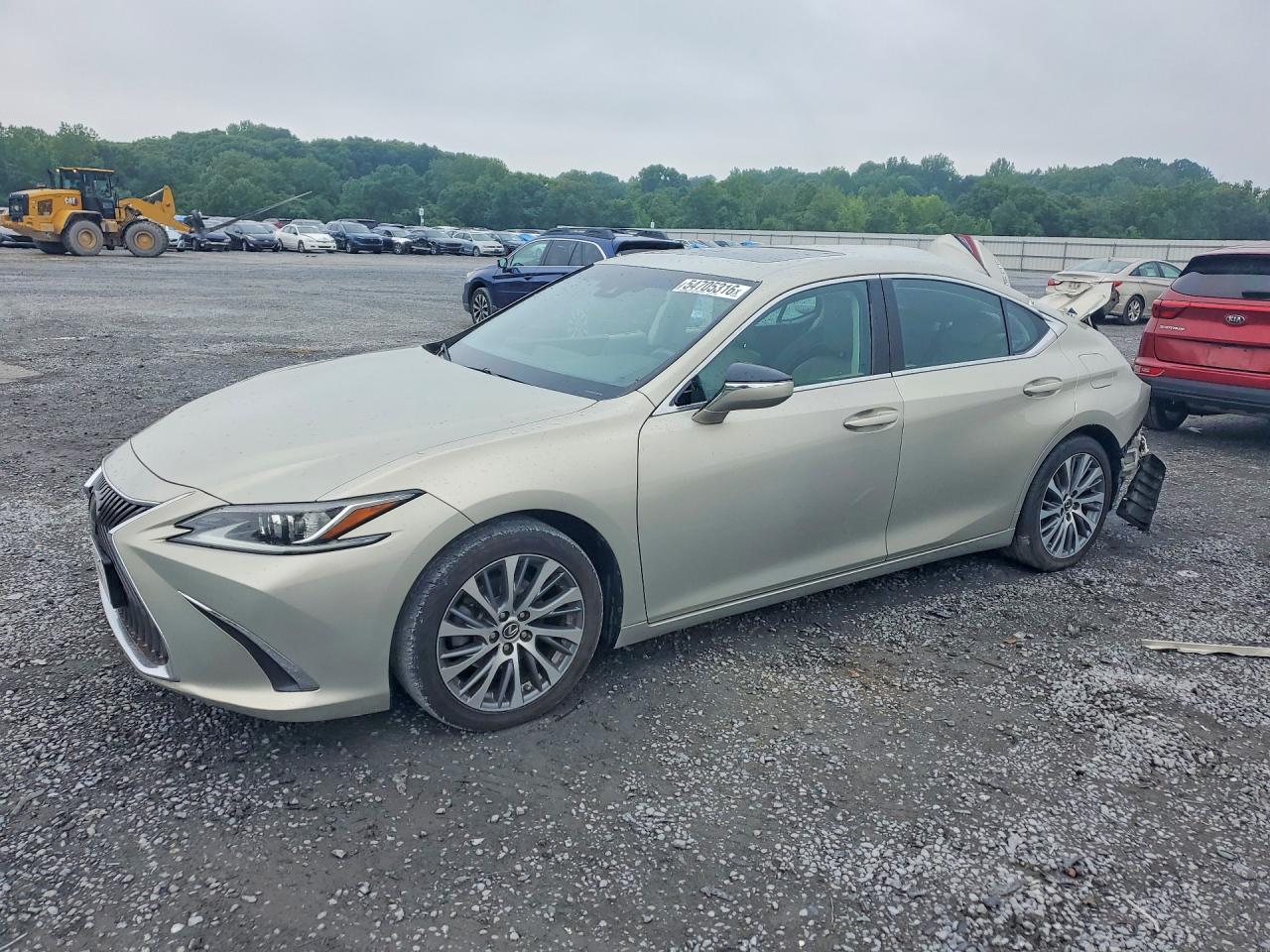 Salvage Lexus Es Image