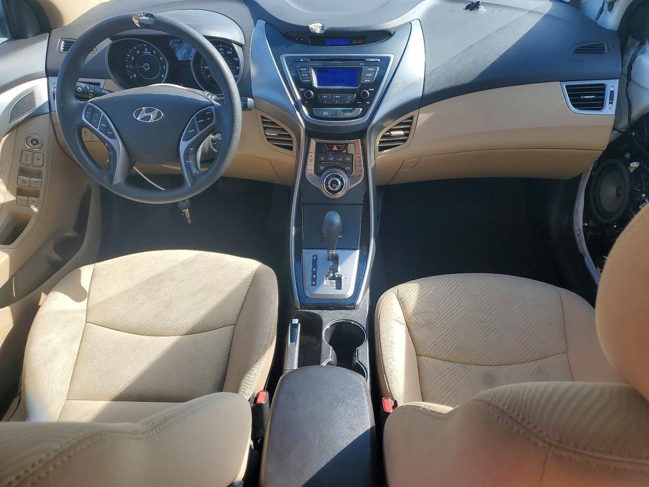 Hyundai ELANTRA Gls