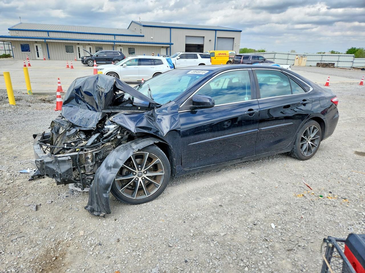 Salvage Toyota Camry Image