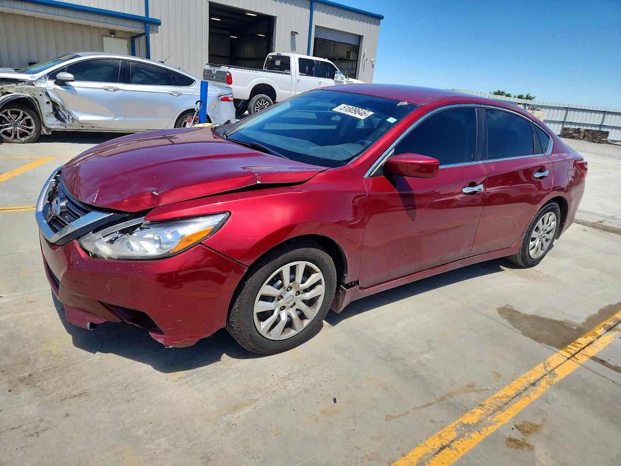 Salvage Nissan Altima Image