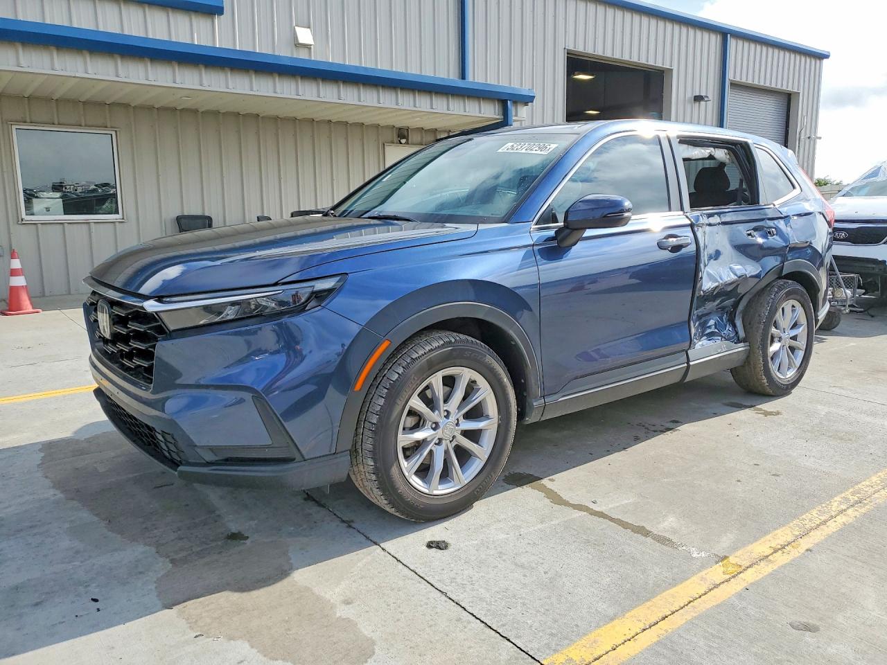 Salvage Honda Crv Image
