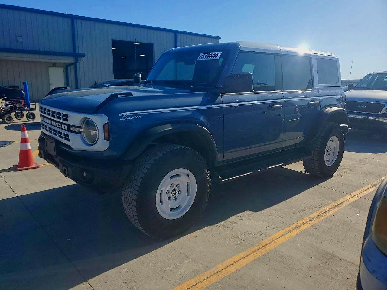 Salvage Ford Bronco Image