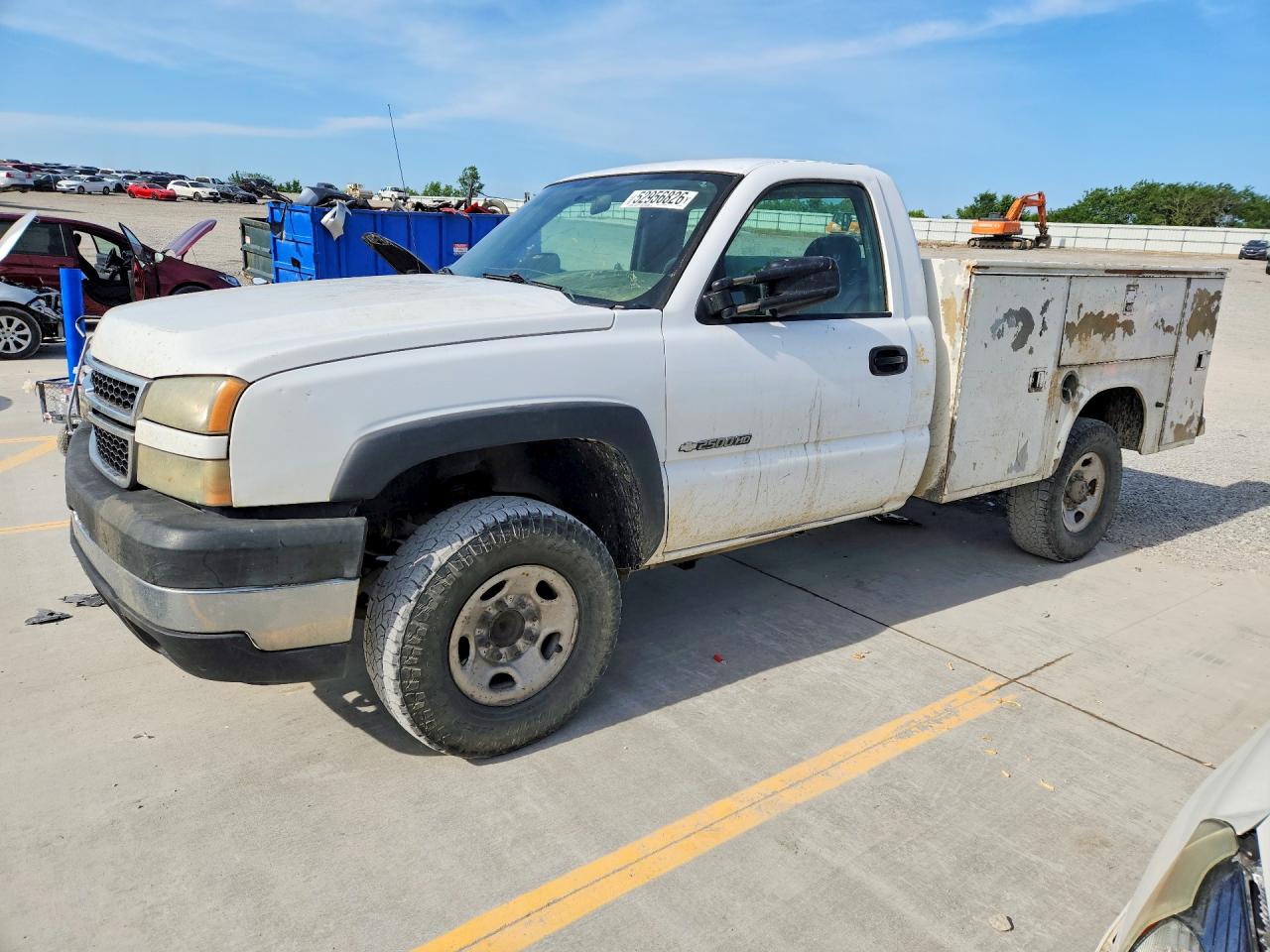 Salvage Chevrolet Silverado Image
