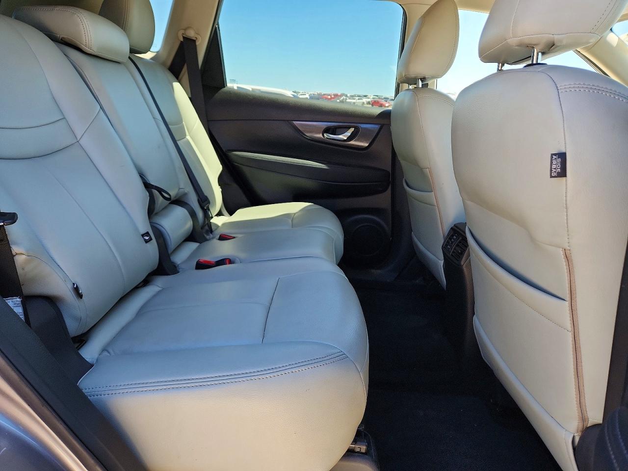 Nissan Rogue Sv