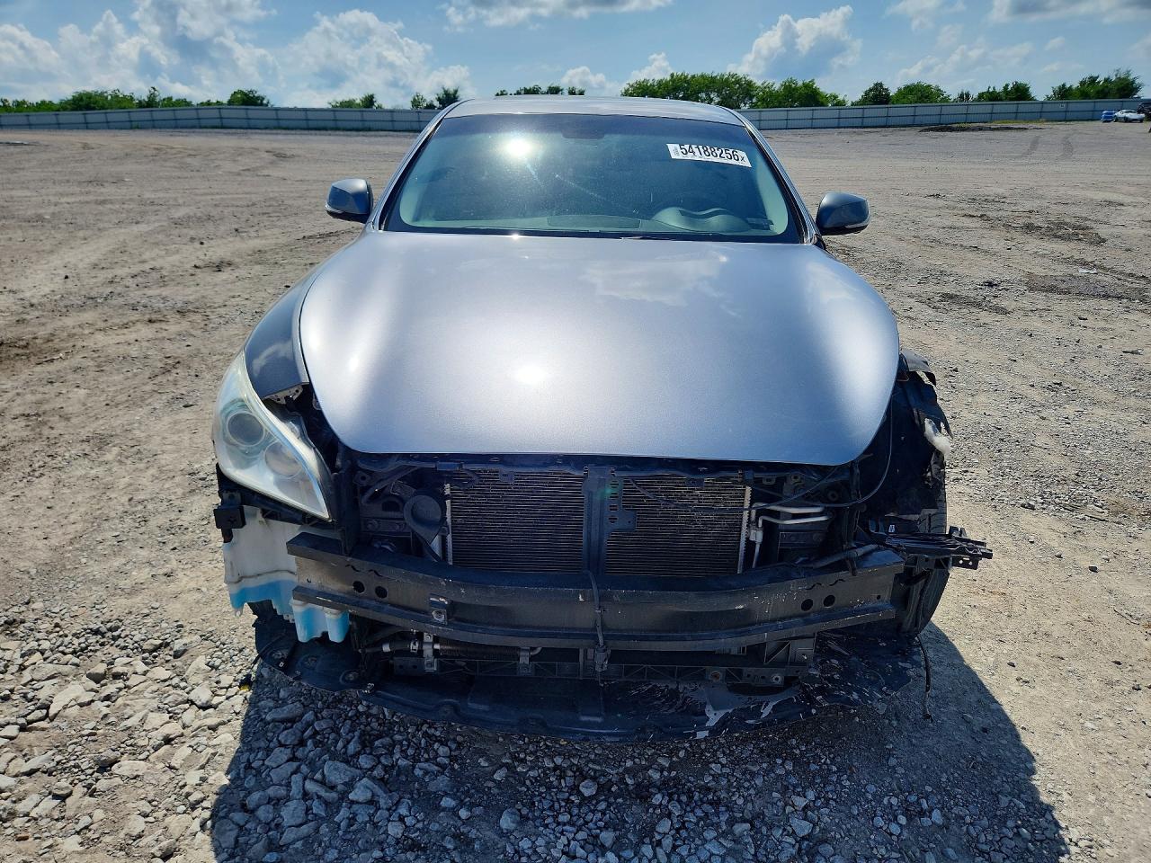 INFINITI Q70 3.7