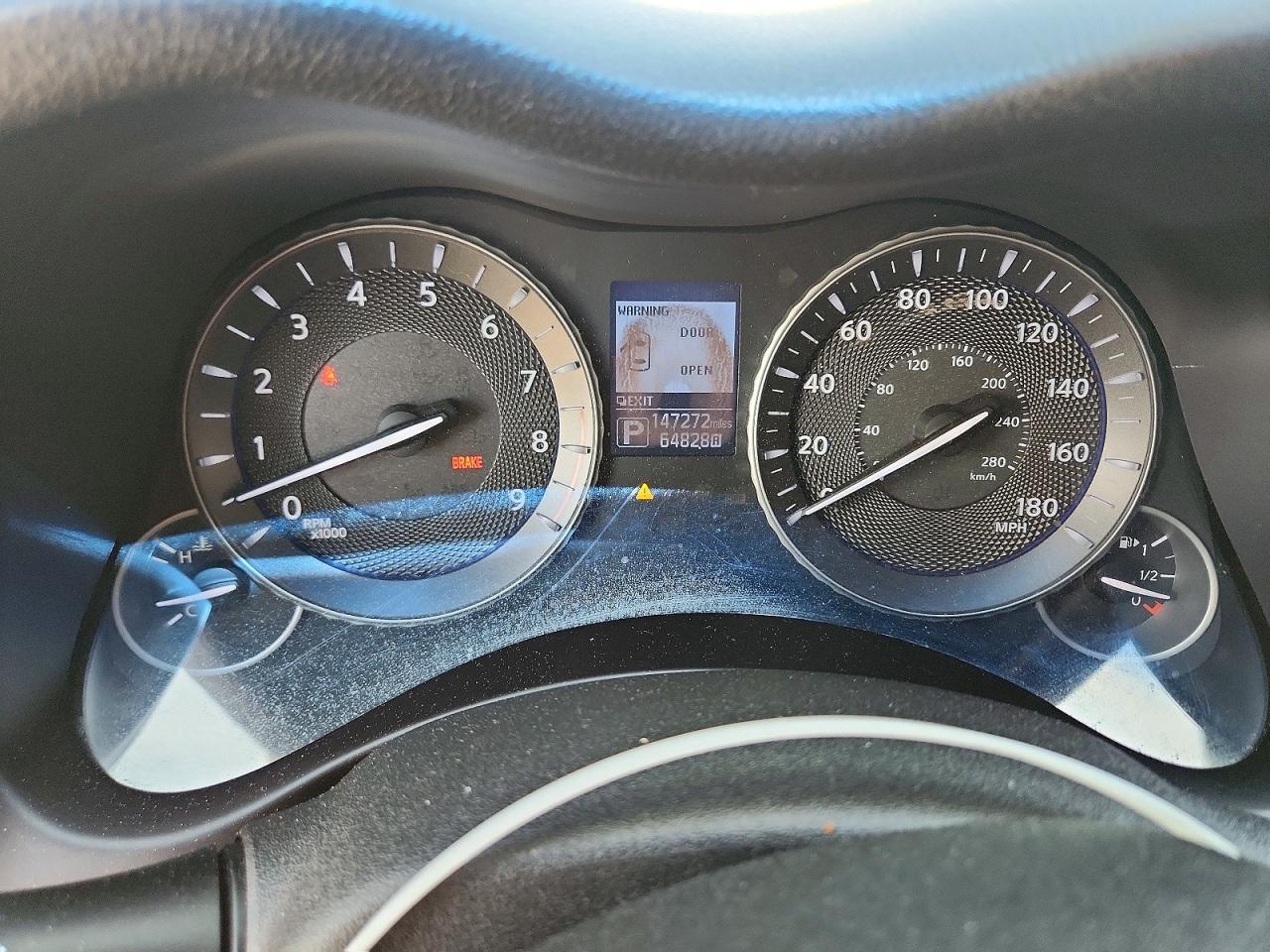 INFINITI Q70 3.7