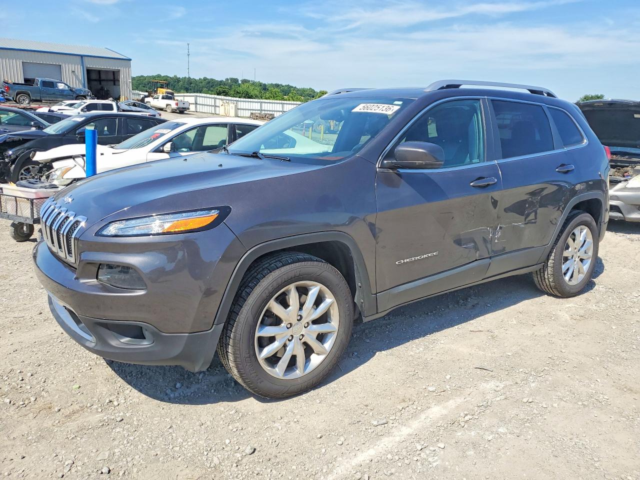 Salvage Jeep Grand Cherokee Image