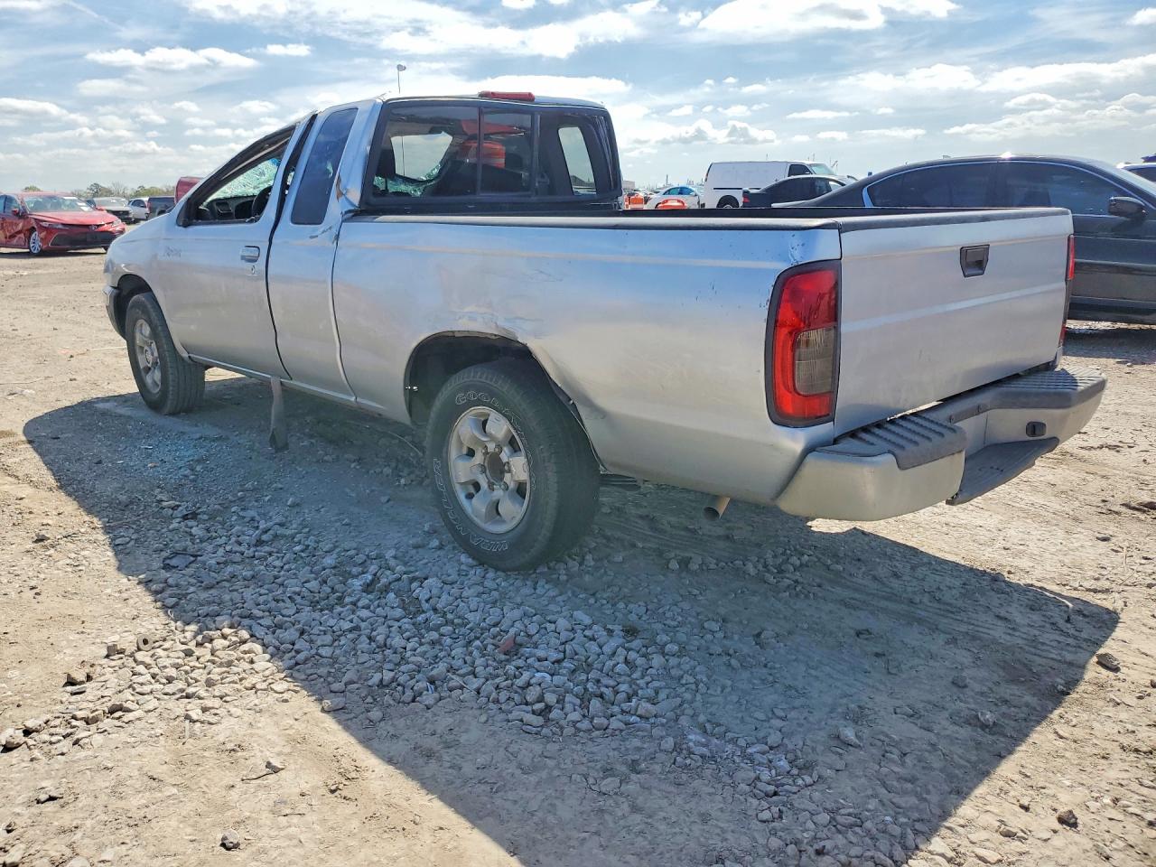 Nissan Frontier Xe