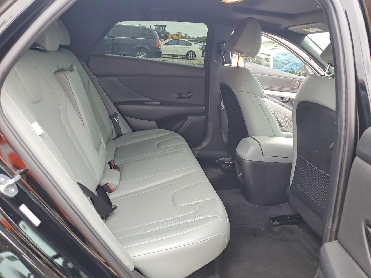 Hyundai ELANTRA Limited
