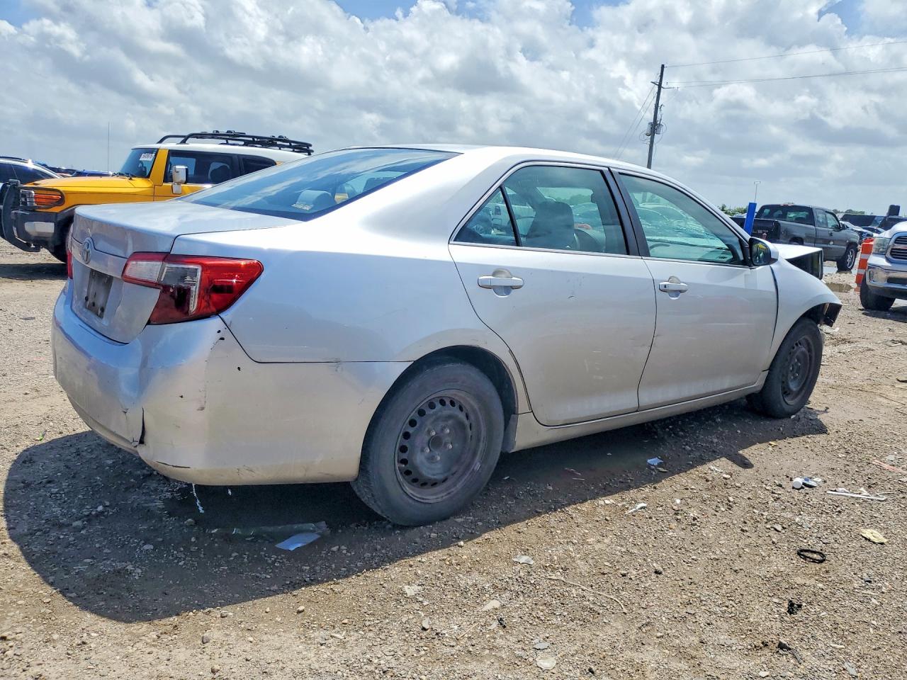 Toyota Camry L