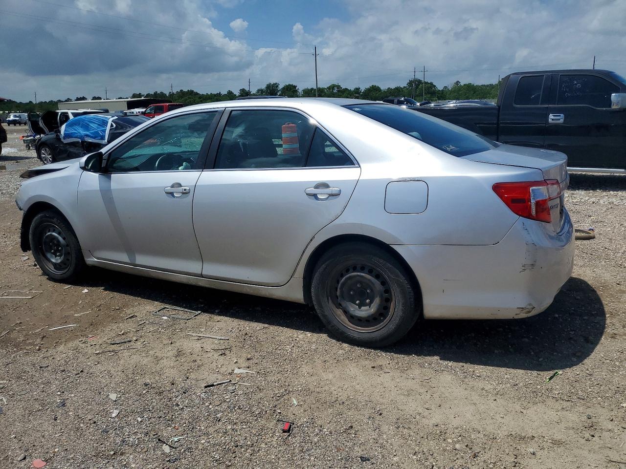Toyota Camry L