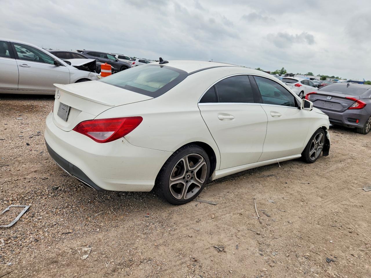 Mercedes-Benz Cla-class 250