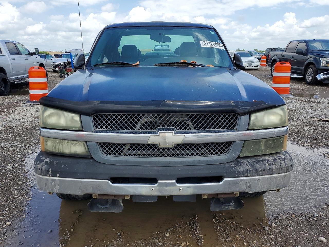 Chevrolet Silverado C1500