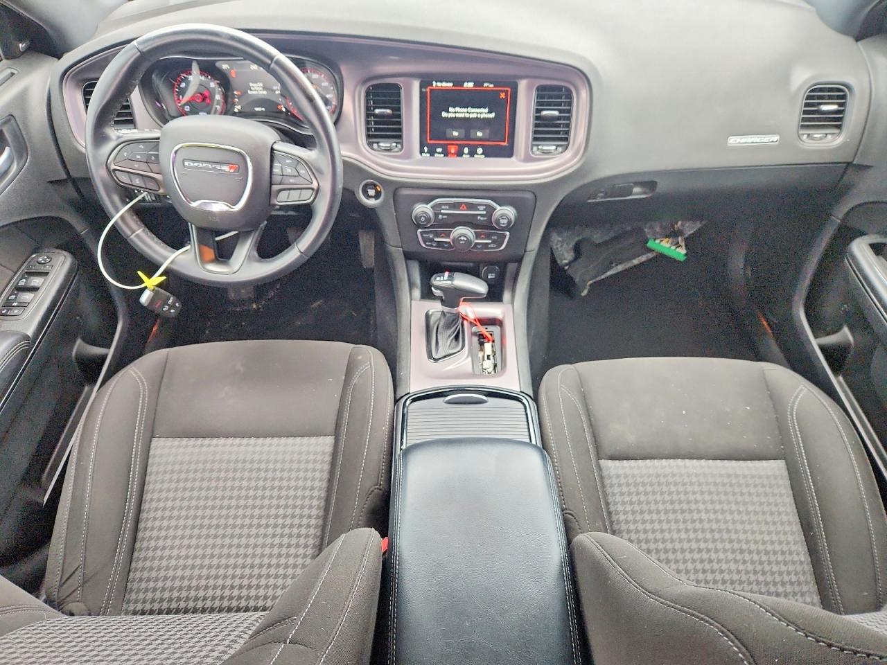 Dodge Charger Sxt