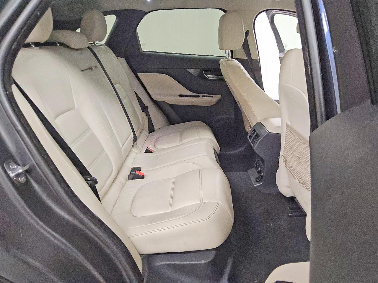 Jaguar F-PACE Prestige