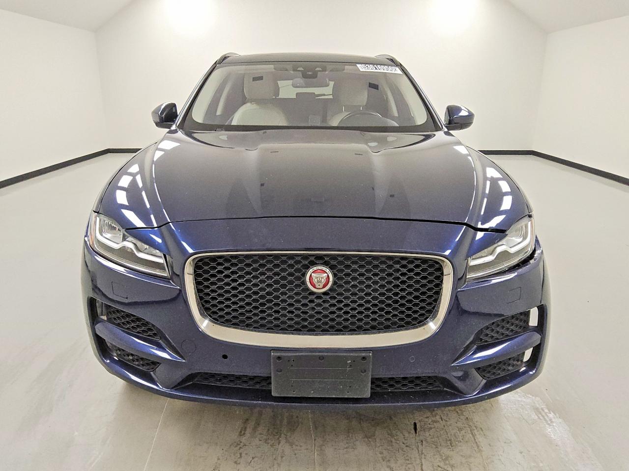 Jaguar F-PACE Prestige