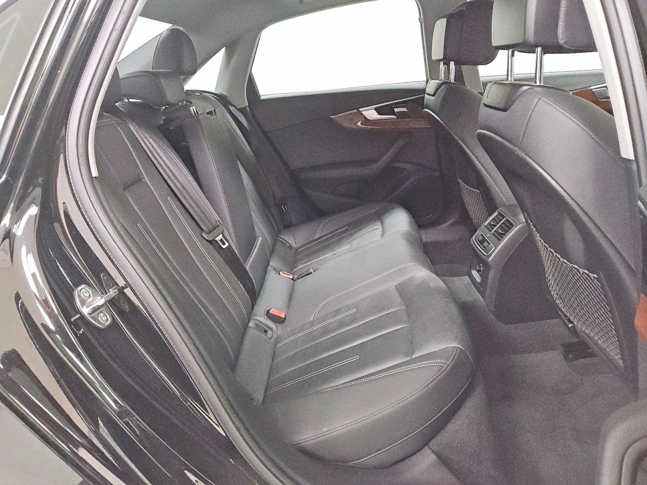 Audi A4 Premium 40