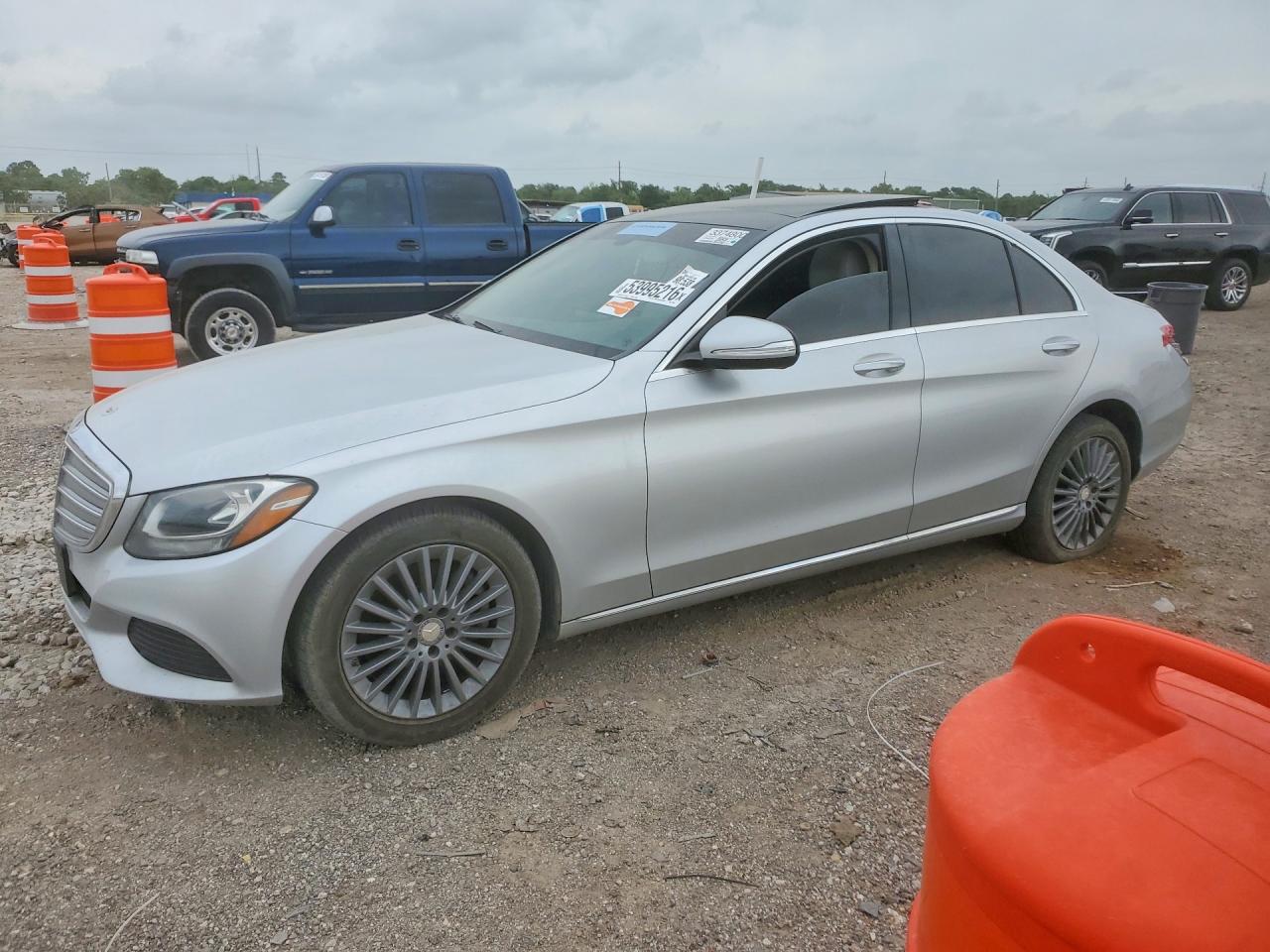 Salvage Mercedes-Benz C-Class Image