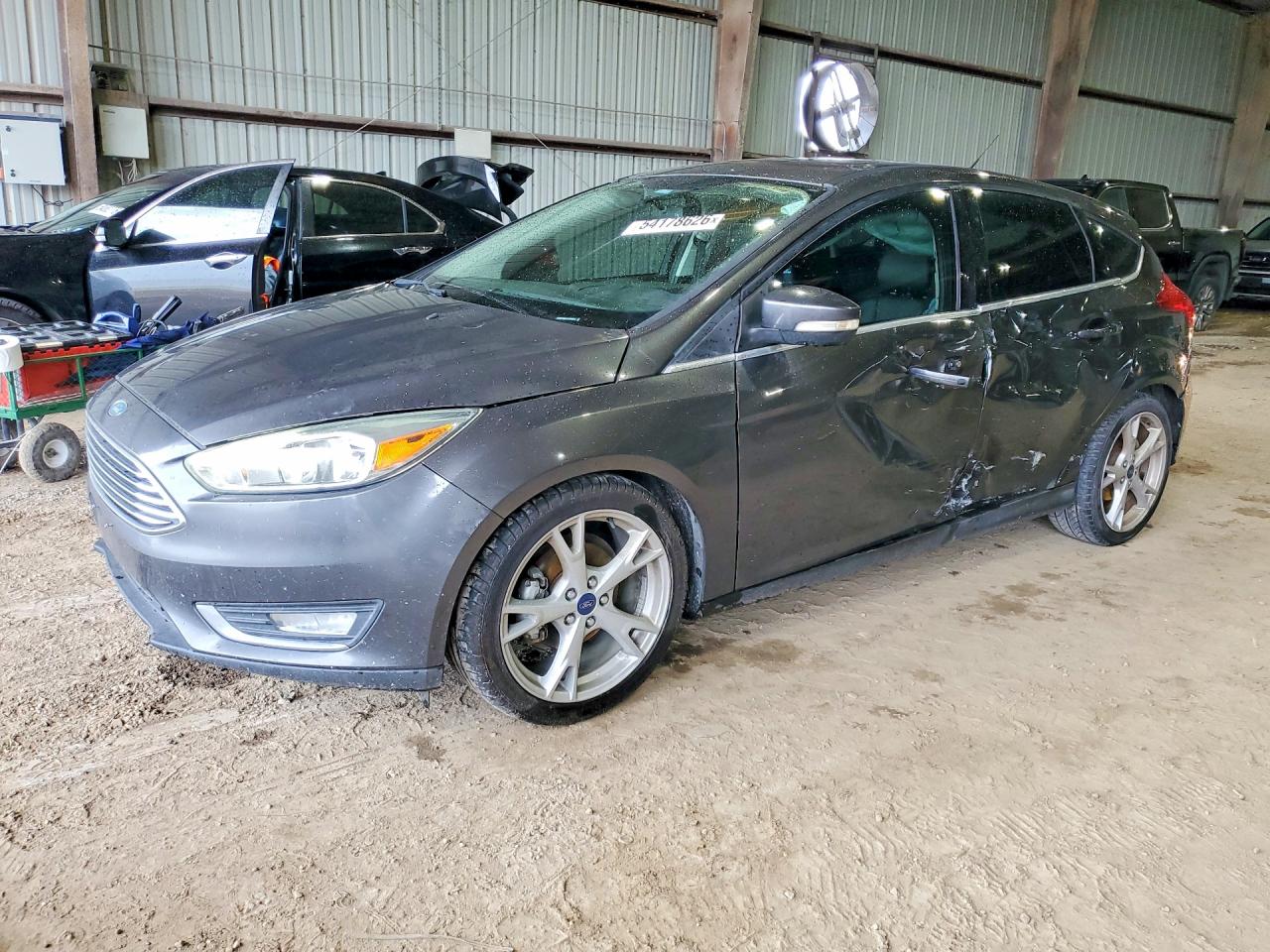 Salvage Ford Focus Image