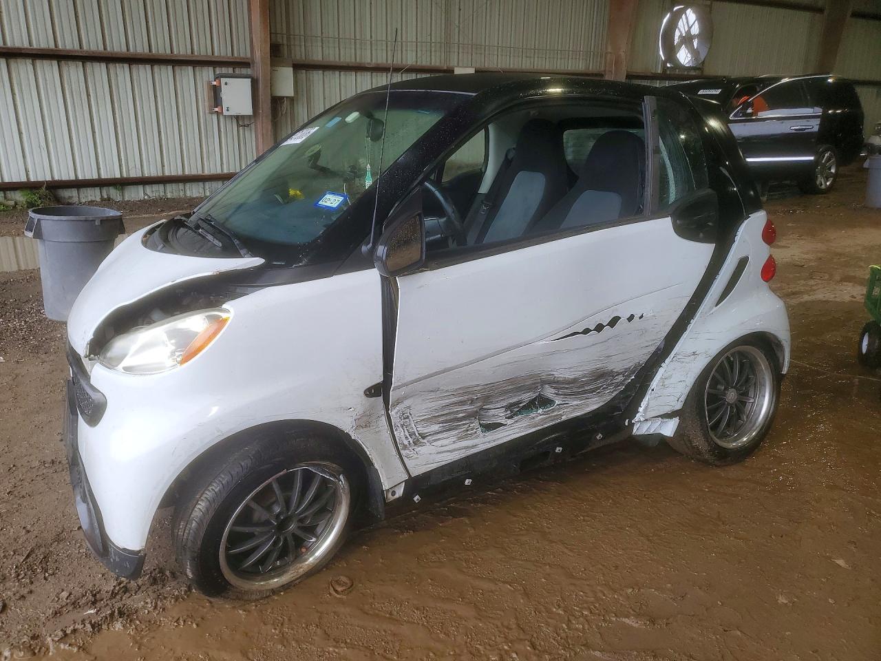 Salvage Smart fortwo Image