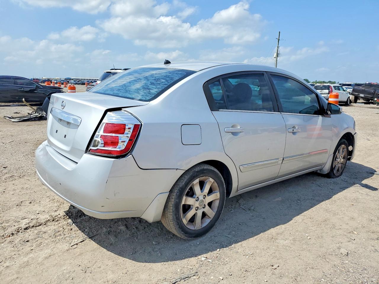 Nissan Sentra 2.0
