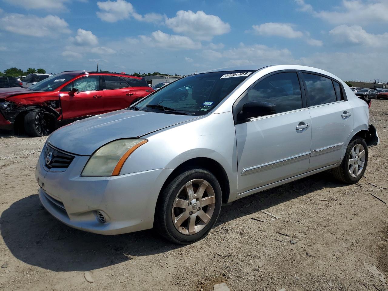 Salvage Nissan Sentra Image