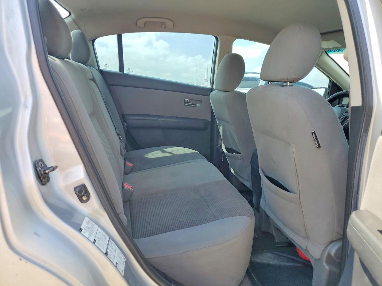 Nissan Sentra 2.0