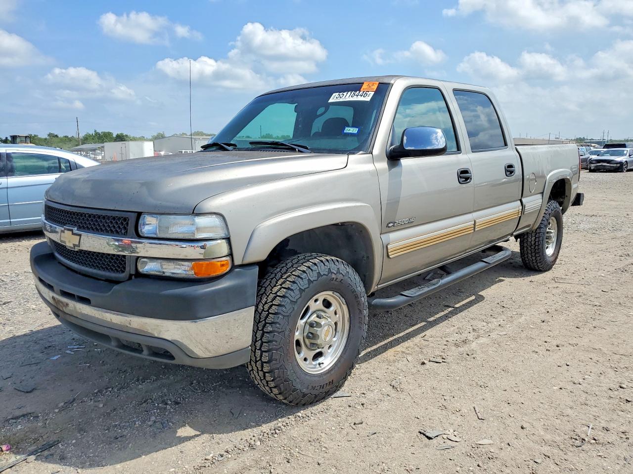 Salvage Chevrolet Silverado Image
