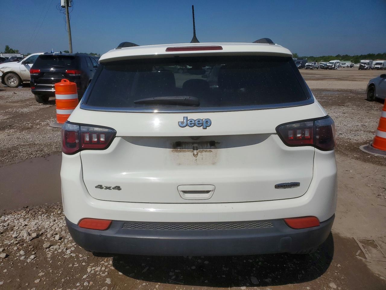 Jeep Compass Latitude