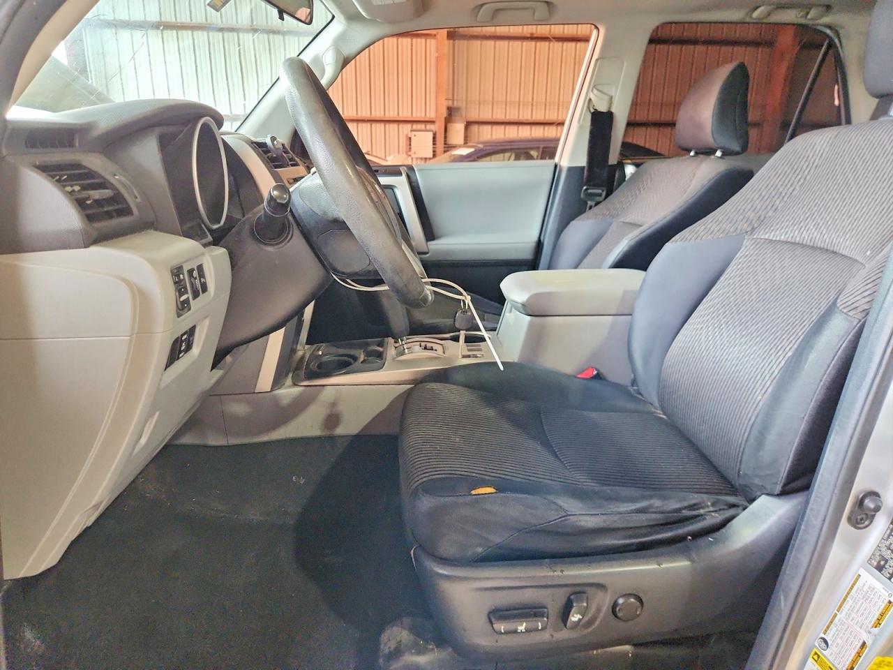 Toyota 4Runner Sr5